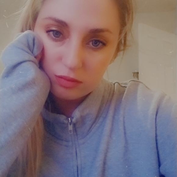 💖 Meet your Posher 💖 - Picture 6 of 7